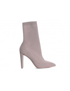 Materiałowe botki na...